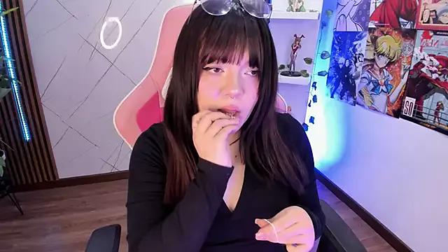 Fluffy_Bubble21 on StripChat 