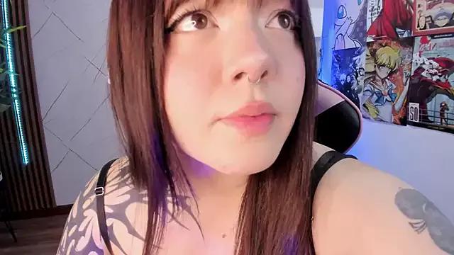 Fluffy_Bubble21 on StripChat 