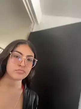 Admire cute stripper Gaby-Herrera Gaby-Herrera from StripChat