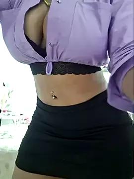 Freechat gatadeojosclaros on StripChat