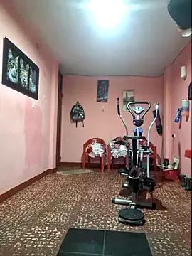 Freechat gatadeojosclaros on StripChat