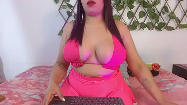 Giinger_gap on StripChat