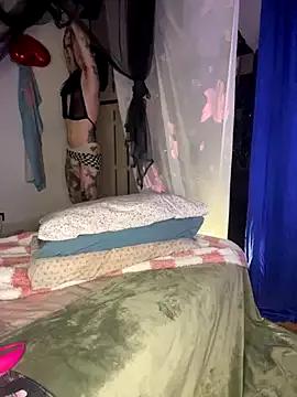 giuli_zerozero from StripChat