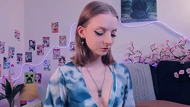Golden_dawn — sexy teasing lips