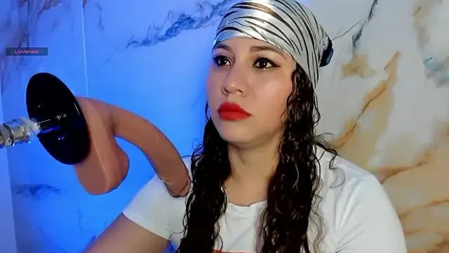 hade_cute on StripChat