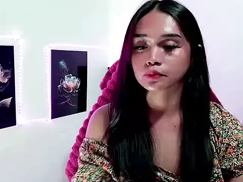 Hard_lovely_Dick69 — CUTE TRANS HERE BUZZ ME UP
