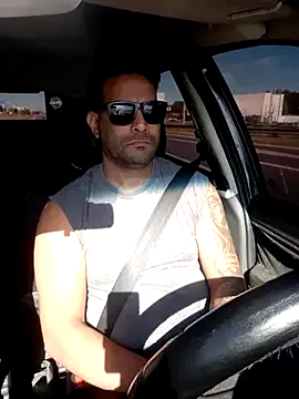 hecwil8 — masturbacion desnudo en el taller