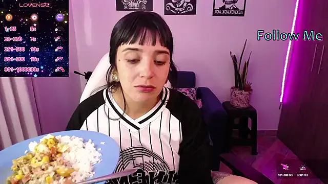 hibridaaa20 on StripChat