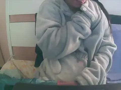 Honeyjuice73 — play tits