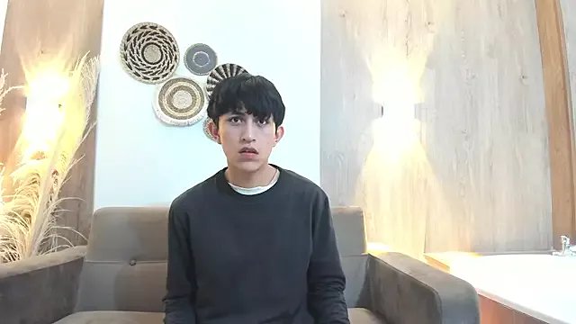 hoot_booys_ on StripChat 