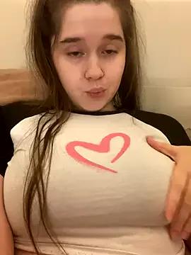 Admire HornyGirlH, they want to masturbate for you HornyGirlH from StripChat