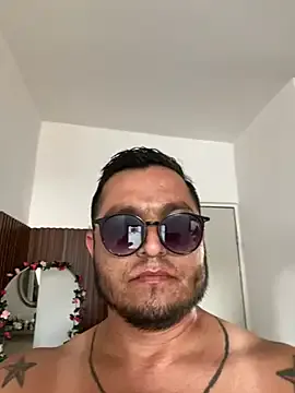 HOTB0Y18