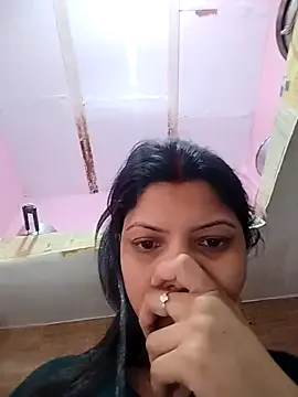 Hotty-Divya