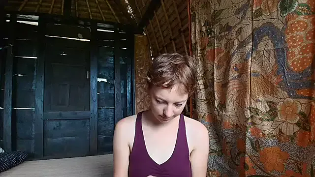 Ida-Rose on StripChat