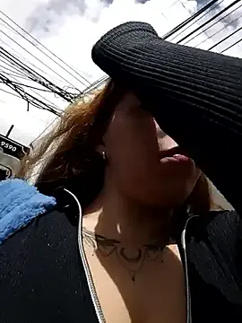 ISABELLA-01_