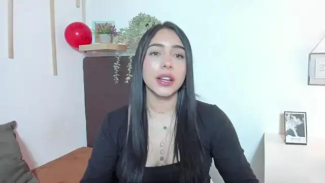 isabella_jade on StripChat 