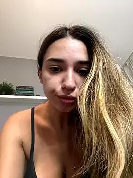 Amazing ItalianGirl wants you to fuck their body now ItalianGirl from StripChat