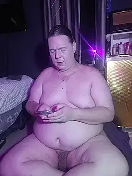 JadeTodd43 — Lay back and play with girly cock