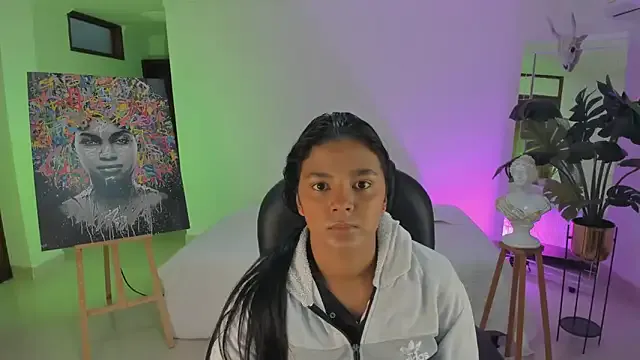JANYLOVE__ — let's pop a balloon with surprise 