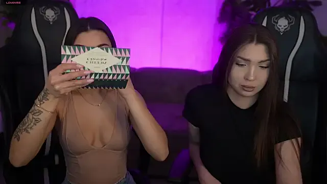 Jasmine_Flow — finger in ass