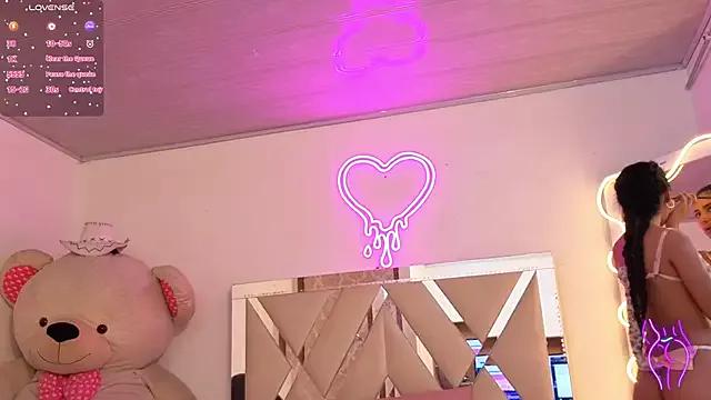 Jazmin_tay on StripChat