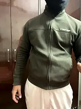 John_desihunk on StripChat