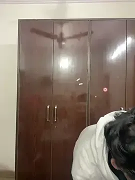 John_desihunk on StripChat