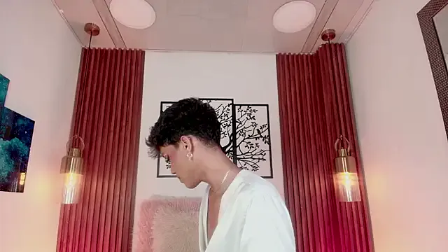 Jonas_Rivers on StripChat