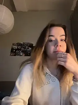 JulietSugar — Stand Up and Turn around 