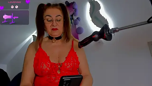 KarlaHartley — Make me moan
