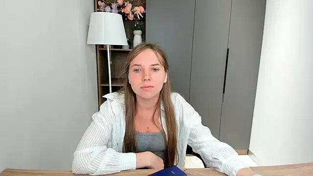 KarriBrownd on StripChat 