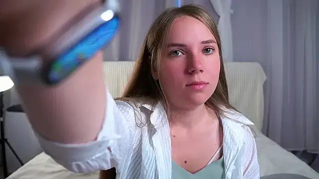 KarriBrownd on StripChat 