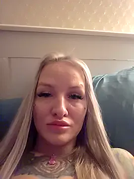 KateMonroe on StripChat