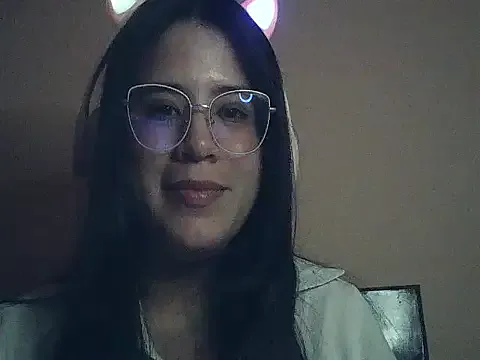 Katlovers — Aydame a seguir con mis estudios 