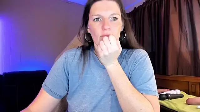 Kelly_Carolina on StripChat 