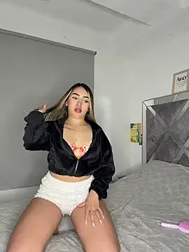 KimCollinss — show boobs