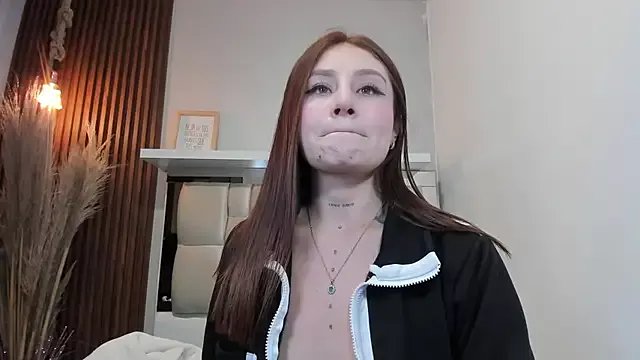 LANA-JONNES on StripChat 