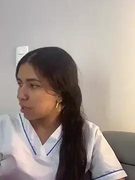 Freechat Larabrooks on StripChat