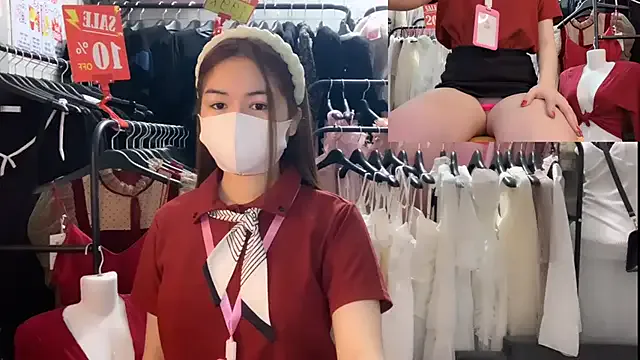 Larissa-Closet