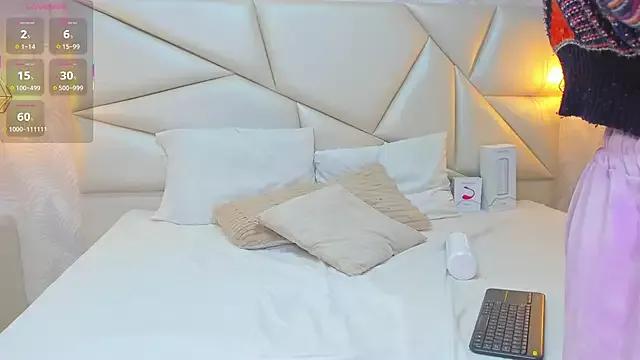 laurettedela_rouse from StripChat