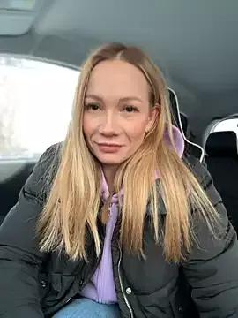 LavenderHot from StripChat