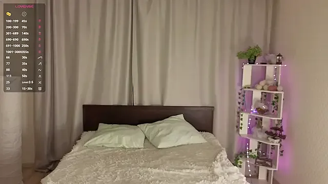 LaveraMeling — Take off my pink shorts 