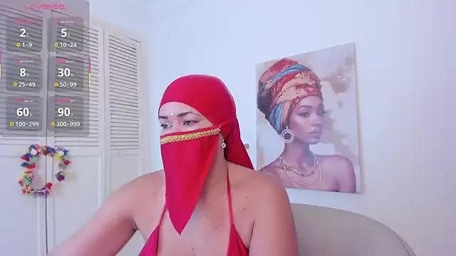 Layla_arabelle on StripChat