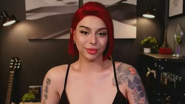 LetisiaRocks on StripChat