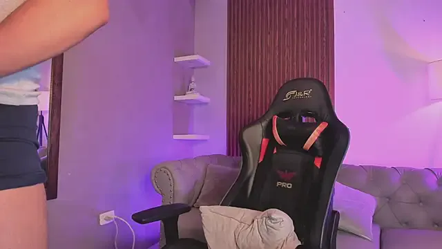 liam_collins21 — naked time