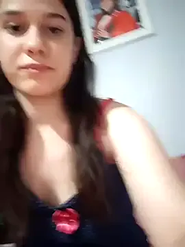 libygomes — Brincar com a ppk por 2 minutos