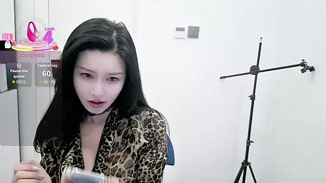 LILIBB-2025 on StripChat 