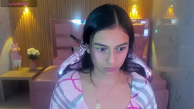 lilith_petit_sub on StripChat 