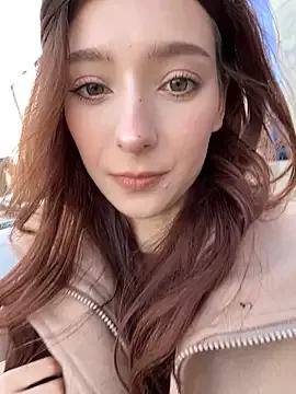 LilluKatten from StripChat