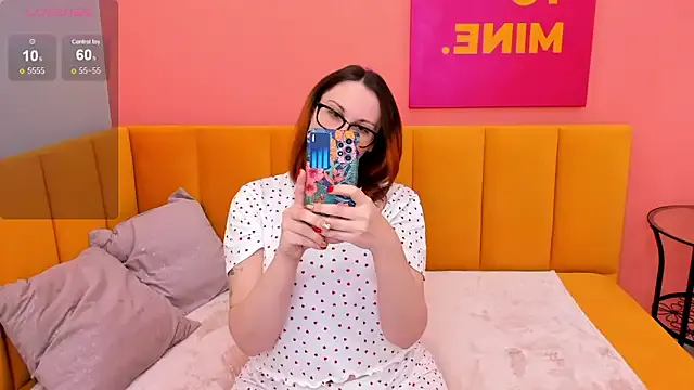 LisaAmoree — body tour